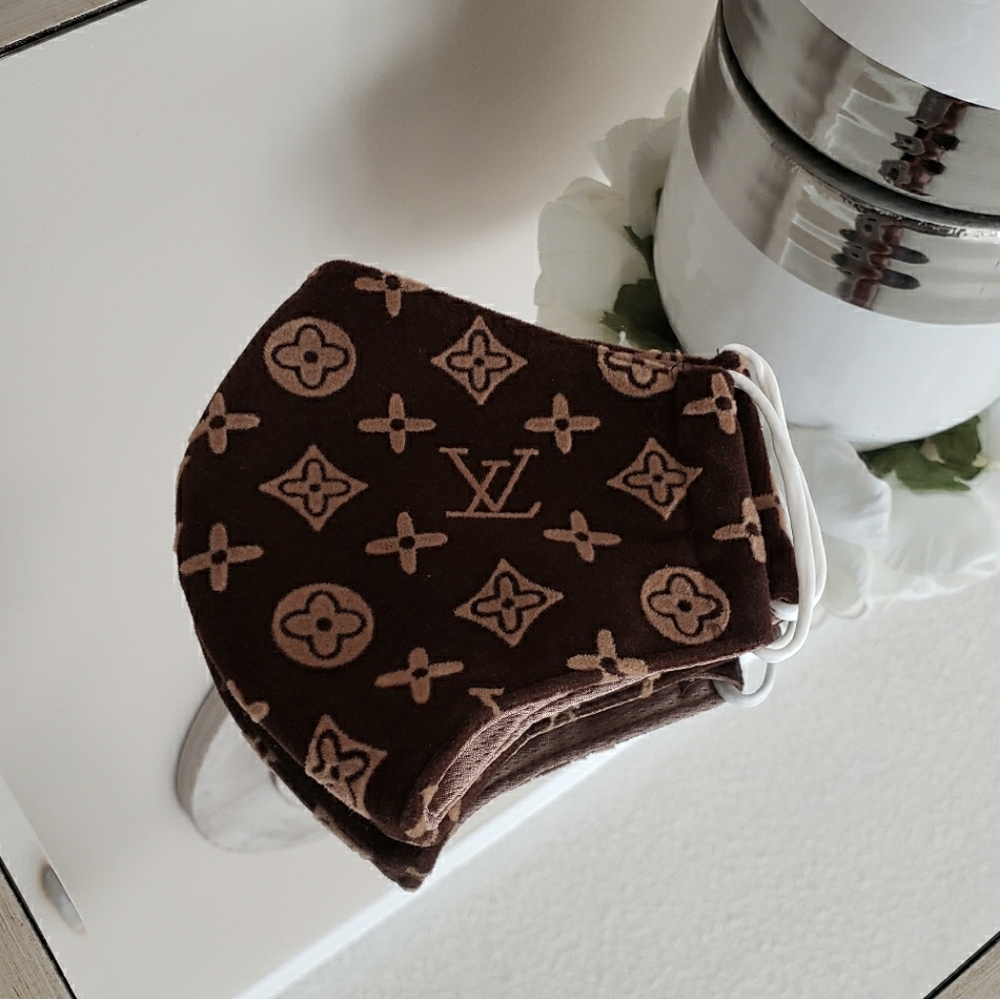 Designer Face Mask 🤎 - Picture 2 of 5